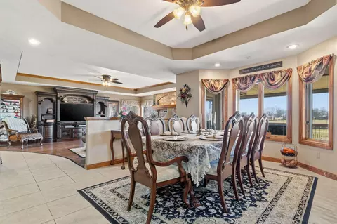726 Division St, Sparta, MO 65753 photo 15