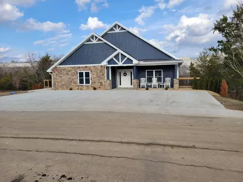 000 Brian Ave, Ava, MO 65608