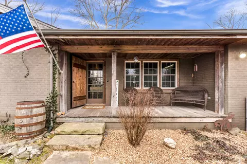 1750 W Riverbluff Ln, Nixa, MO 65714 photo 3