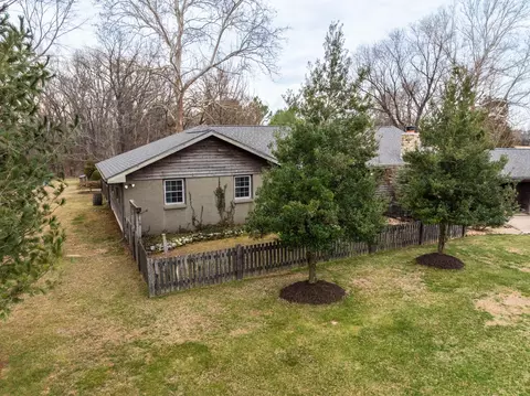 1750 W Riverbluff Ln, Nixa, MO 65714 photo 63