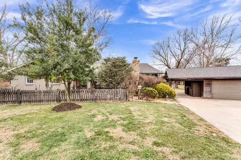 1750 W Riverbluff Ln, Nixa, MO 65714 photo 6