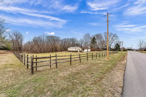 1750 W Riverbluff Ln, Nixa, MO 65714 photo 61