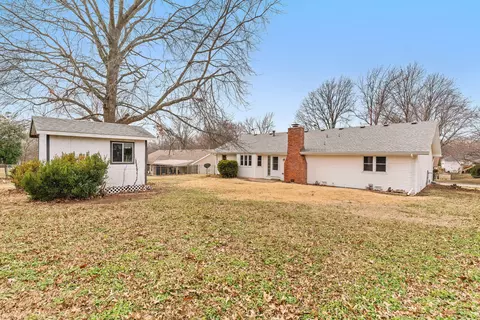 5700 S Clay Ave, Springfield, MO 65810 photo 2