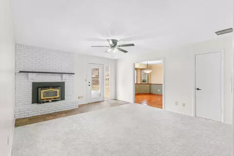 5700 S Clay Ave, Springfield, MO 65810 photo 4