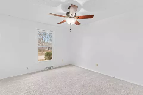5700 S Clay Ave, Springfield, MO 65810 photo 19