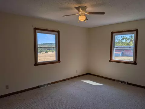 Bedroom - 1760 Mo-181, Cabool, MO 65689 photo 3 of 3