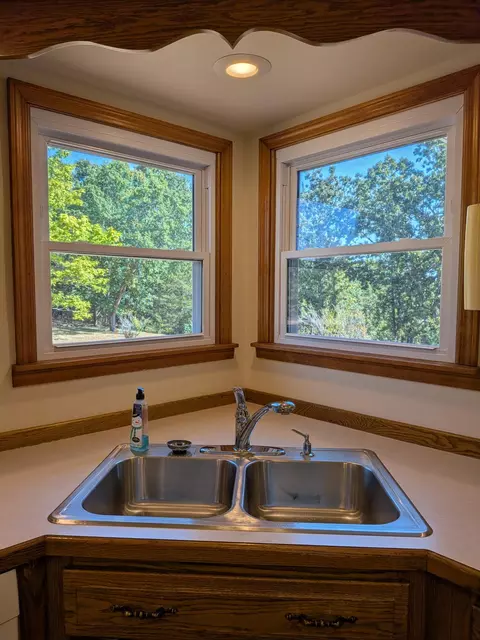 Kitchen - 1760 Mo-181, Cabool, MO 65689 photo 1 of 6