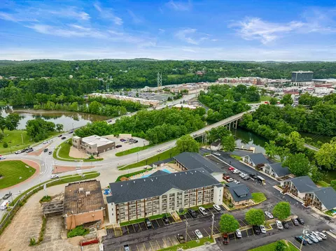View/Area - 403 Veterans Blvd #202, Branson, MO 65616 photo 2 of 2