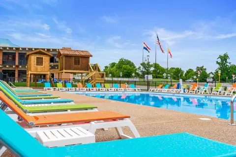 Exterior - 403 Veterans Blvd #202, Branson, MO 65616 photo 22 of 29
