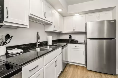 Kitchen - 403 Veterans Blvd #202, Branson, MO 65616 photo 3 of 3