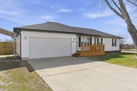 950 W Rosedale Rd, Nixa, MO 65714 photo 2