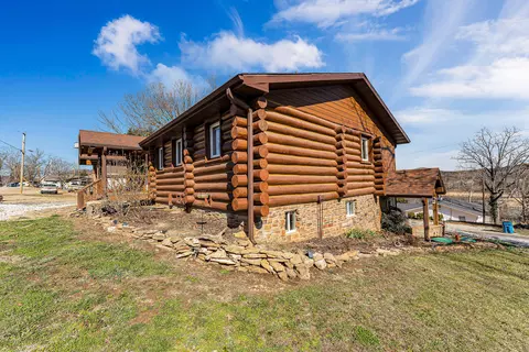 Exterior - 60 Chad Rd, Galena, MO 65656 photo 9 of 9