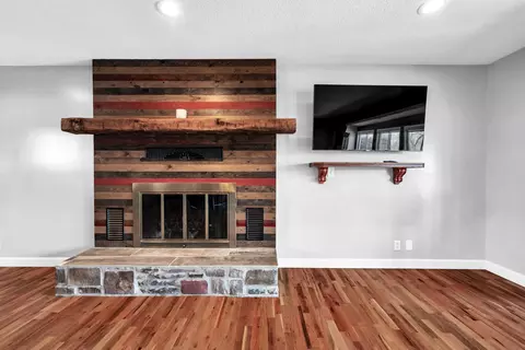 Living - 60 Chad Rd, Galena, MO 65656 photo 2 of 5