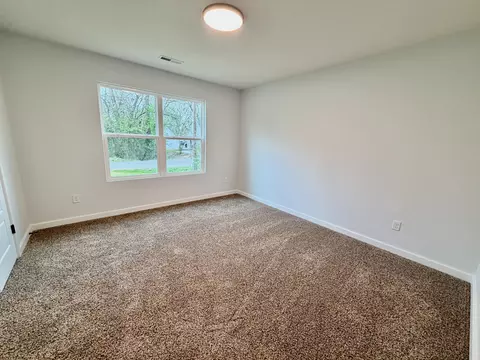 Bedroom - 606 E Walnut St, Ozark, MO 65721 photo 3 of 3