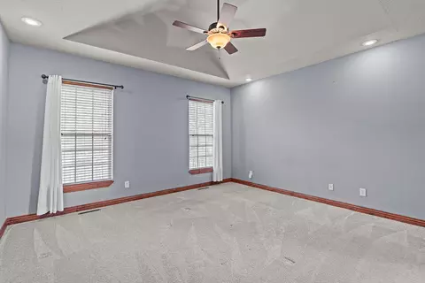 Bedroom - 3409 N Brinnsfield Dr, Ozark, MO 65721 photo 3 of 6