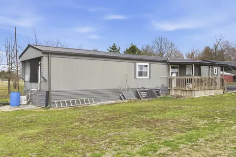 634 Trout Rd, Ozark, MO 65721 photo 2