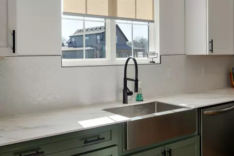 Kitchen - 973 E Valley Trail Dr, Republic, MO 65738 photo 3 of 5