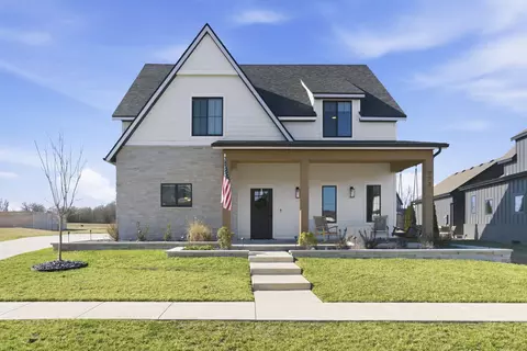 973 E Valley Trail Dr, Republic, MO 65738