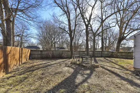 Exterior - 1898 N Main Ave, Springfield, MO 65803 photo 9 of 10