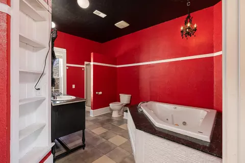 Bath - 1898 N Main Ave, Springfield, MO 65803 photo 2 of 4