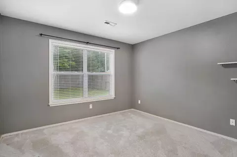 Bedroom - 108 Sapling Dr, Branson, MO 65616 photo 4 of 4