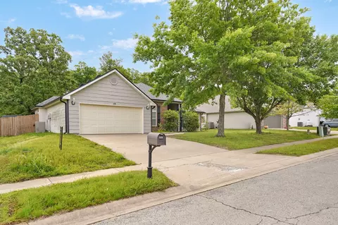 Exterior - 108 Sapling Dr, Branson, MO 65616 photo 2 of 7
