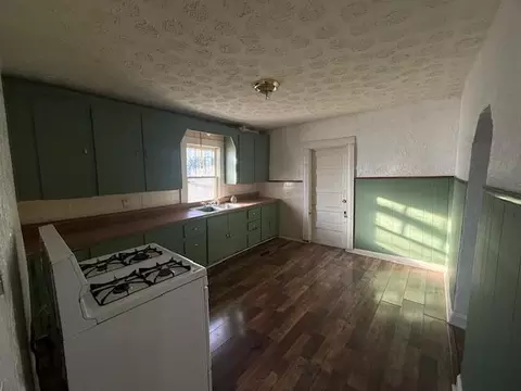 Other - 1621 W Chestnut St, Springfield, MO 65802 photo 5 of 9