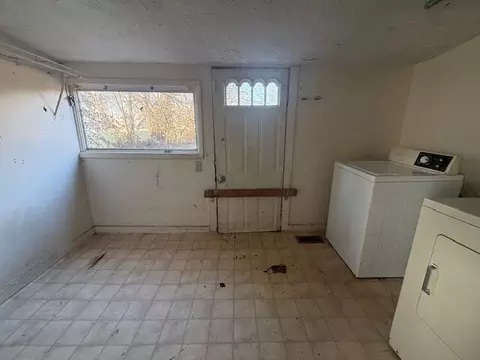 Other - 1621 W Chestnut St, Springfield, MO 65802 photo 8 of 9