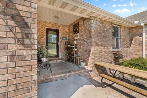 1209 E Jay St, Ozark, MO 65721 photo 3
