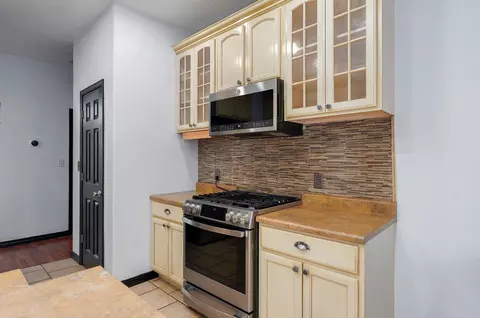 Kitchen - 151 Blue Sky Dr, Ozark, MO 65721 photo 3 of 5