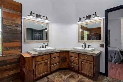 Bath - 151 Blue Sky Dr, Ozark, MO 65721 photo 2 of 4