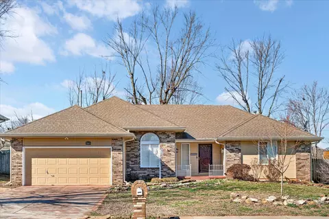 3669 S Ridgecrest Ave, Springfield, MO 65807 photo 3