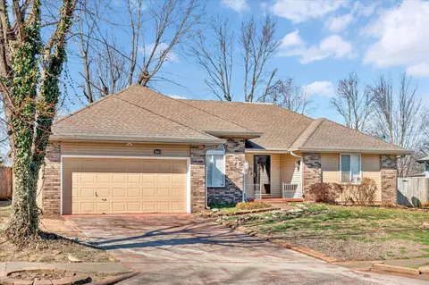 3669 S Ridgecrest Ave, Springfield, MO 65807 photo 2