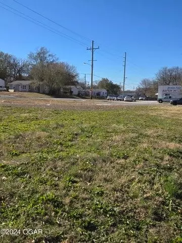 2009 E 4th St, Joplin, MO 64801 photo 5