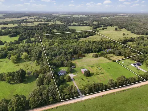 4390 Uu Rd, Elkland, MO 65644