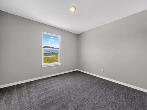 Bedroom - 2121 N 25th St, Ozark, MO 65721 photo 7 of 7