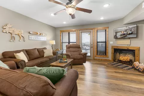 172 Dogwood Park Trl #1110, Branson, MO 65616