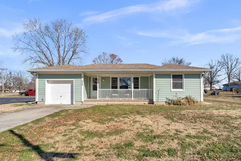 604 S Main St, Jasper, MO 64755