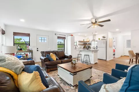 Living - 96 Samson St, Cape Fair, MO 65624 photo 2 of 3