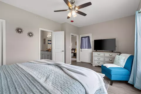 Bedroom - 3103 S Vineyards Ter UNIT 4, Branson, MO 65616 photo 6 of 9