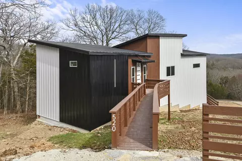 520 Chisholm Trl, Forsyth, MO 65653