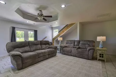 Living - 580 S Farm Road 89, Springfield, MO 65802 photo 1 of 3