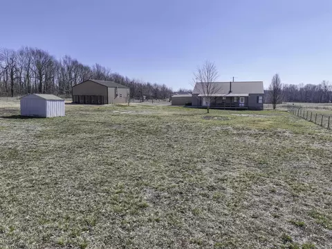 Exterior - 580 S Farm Road 89, Springfield, MO 65802 photo 10 of 15