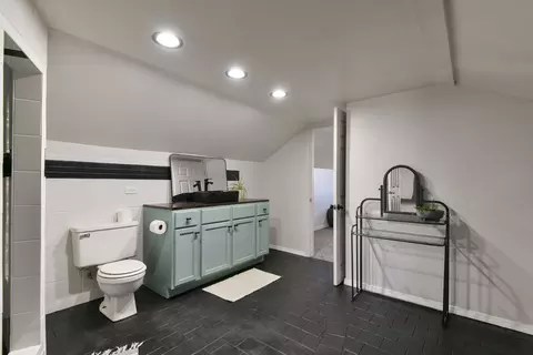 Bath - 580 S Farm Road 89, Springfield, MO 65802 photo 2 of 2