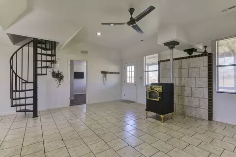 Living - 580 S Farm Road 89, Springfield, MO 65802 photo 3 of 3
