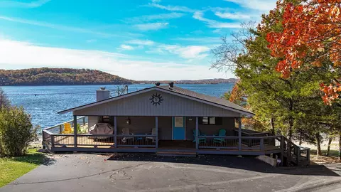 344 Tom Turkey Cir, Branson West, MO 65737