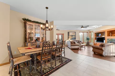Dining - 150 Temple Ln, Shell Knob, MO 65747 photo 2 of 2