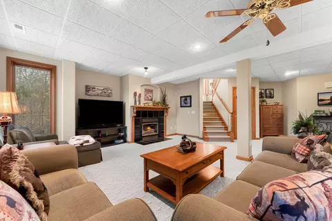 Living - 150 Temple Ln, Shell Knob, MO 65747 photo 3 of 3