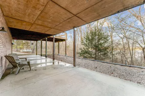 Exterior - 150 Temple Ln, Shell Knob, MO 65747 photo 9 of 11