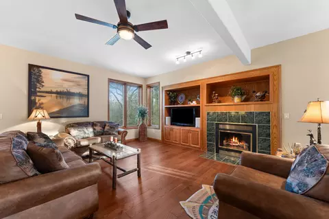 Living - 150 Temple Ln, Shell Knob, MO 65747 photo 2 of 3
